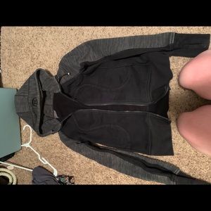 Lulu lemon sweatshirt